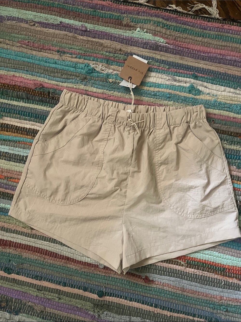 Blu Pepper Drawstring Pocket Women's Shorts in Light Beige